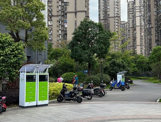 福州街头现“换电”黑科技,电动自行车无限续航时代真的来了!(图3)