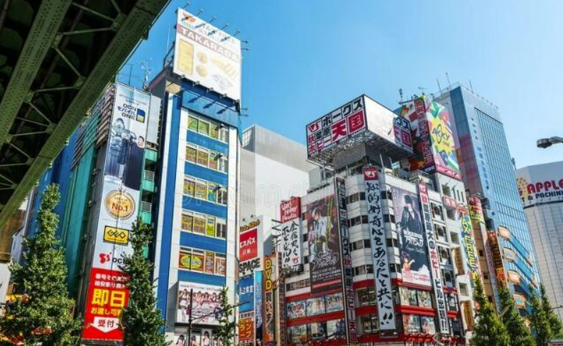 专家称中国人住房还是不够，盖空房算到人均居住面积有意义吗？