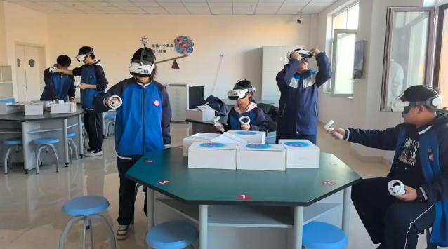 包头市固阳县：科技赋能 智慧课堂 点亮学